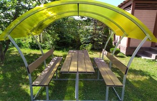 Металлическая беседка